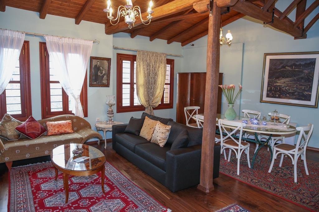 The House By The River Luxury Villa Veria  Ruang foto
